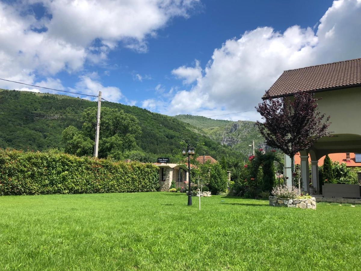 Casa Runcu Hotell Runcu  Exteriör bild